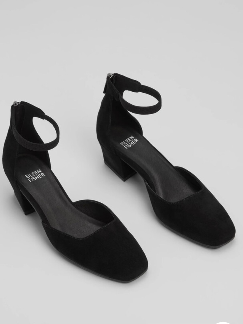 Eileen Fisher Veery black suede pump 8.5